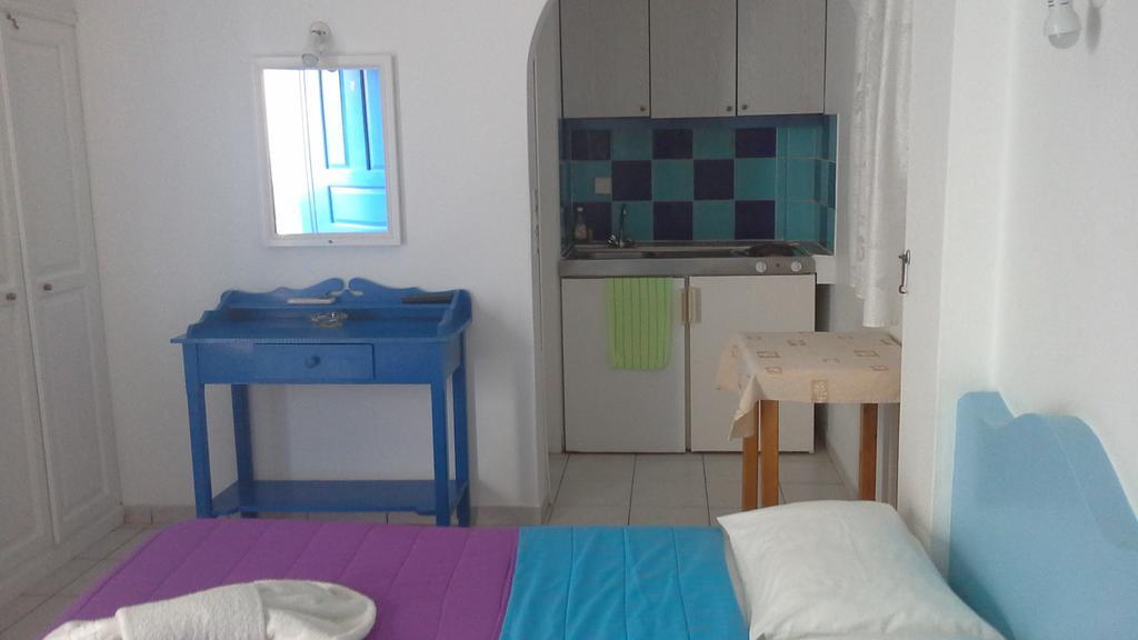 Studios Apartments Perivolos Εξωτερικό φωτογραφία
